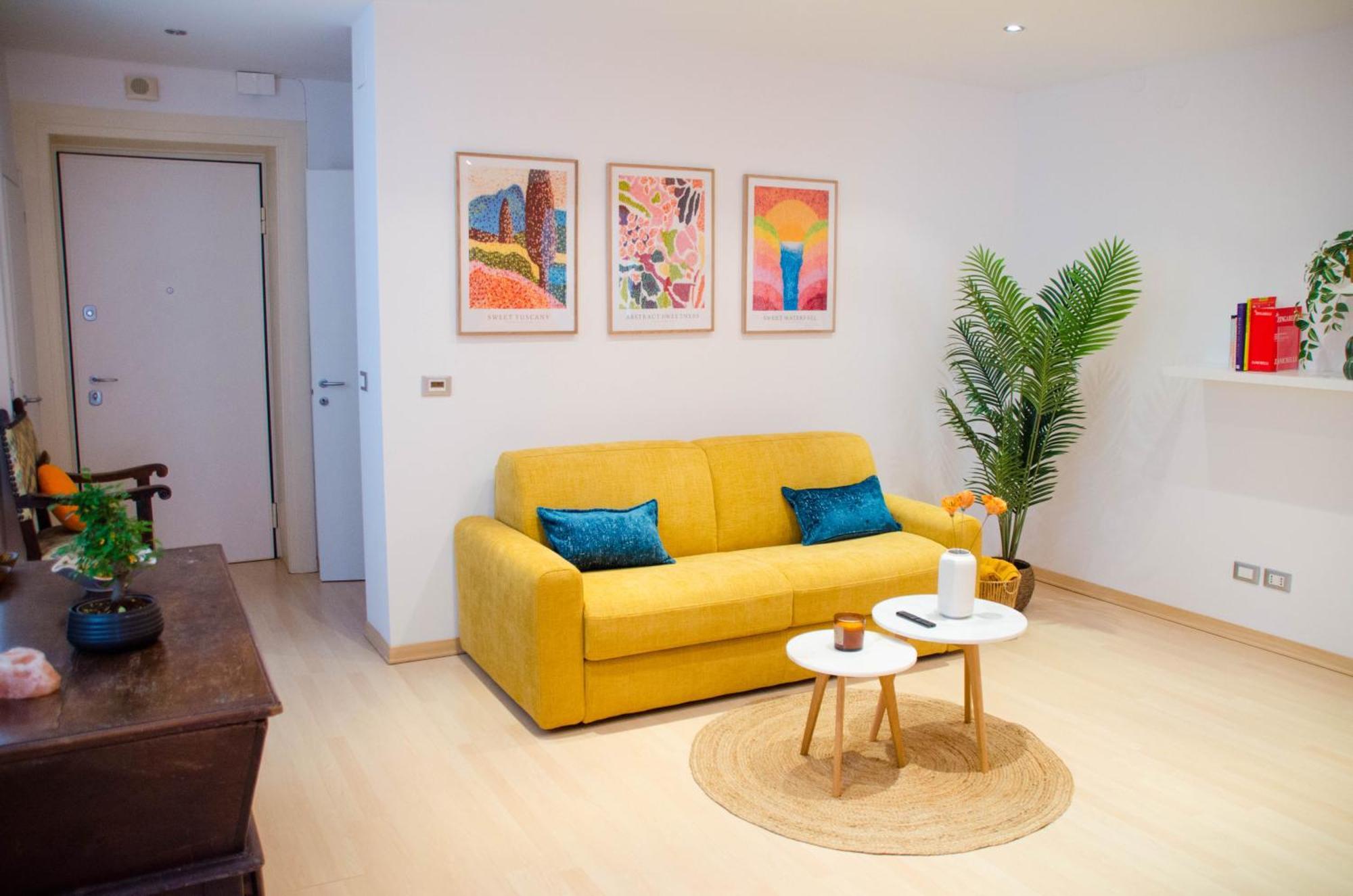 Orange Please - Apartment *